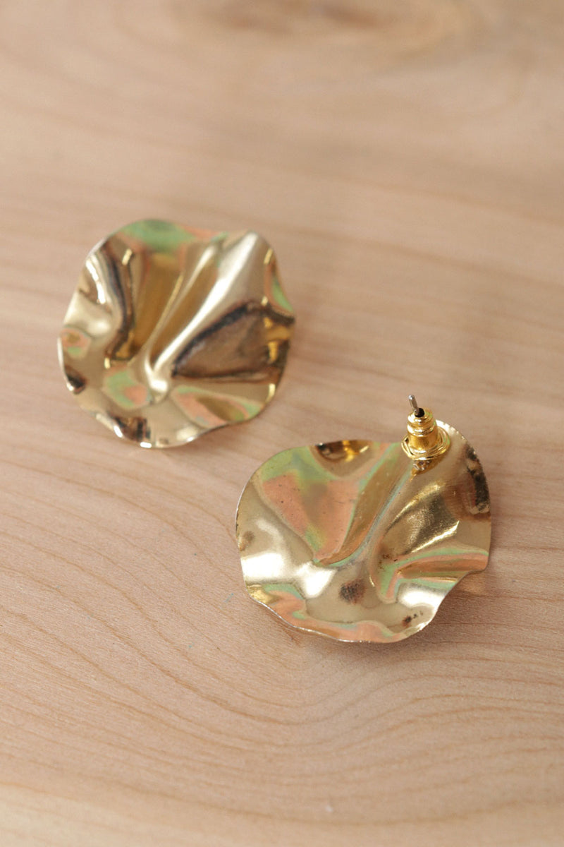 Crinkle Metal Studs