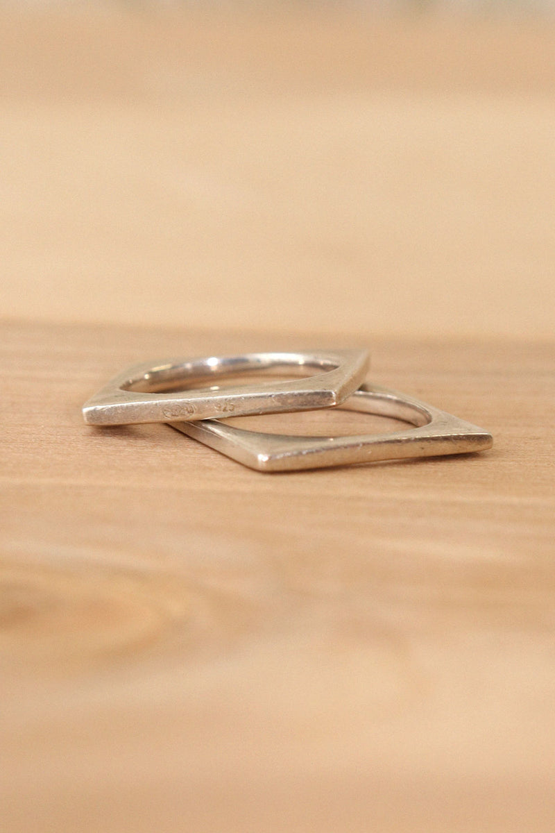 Pair of Sterling Square Rings – OMNIA