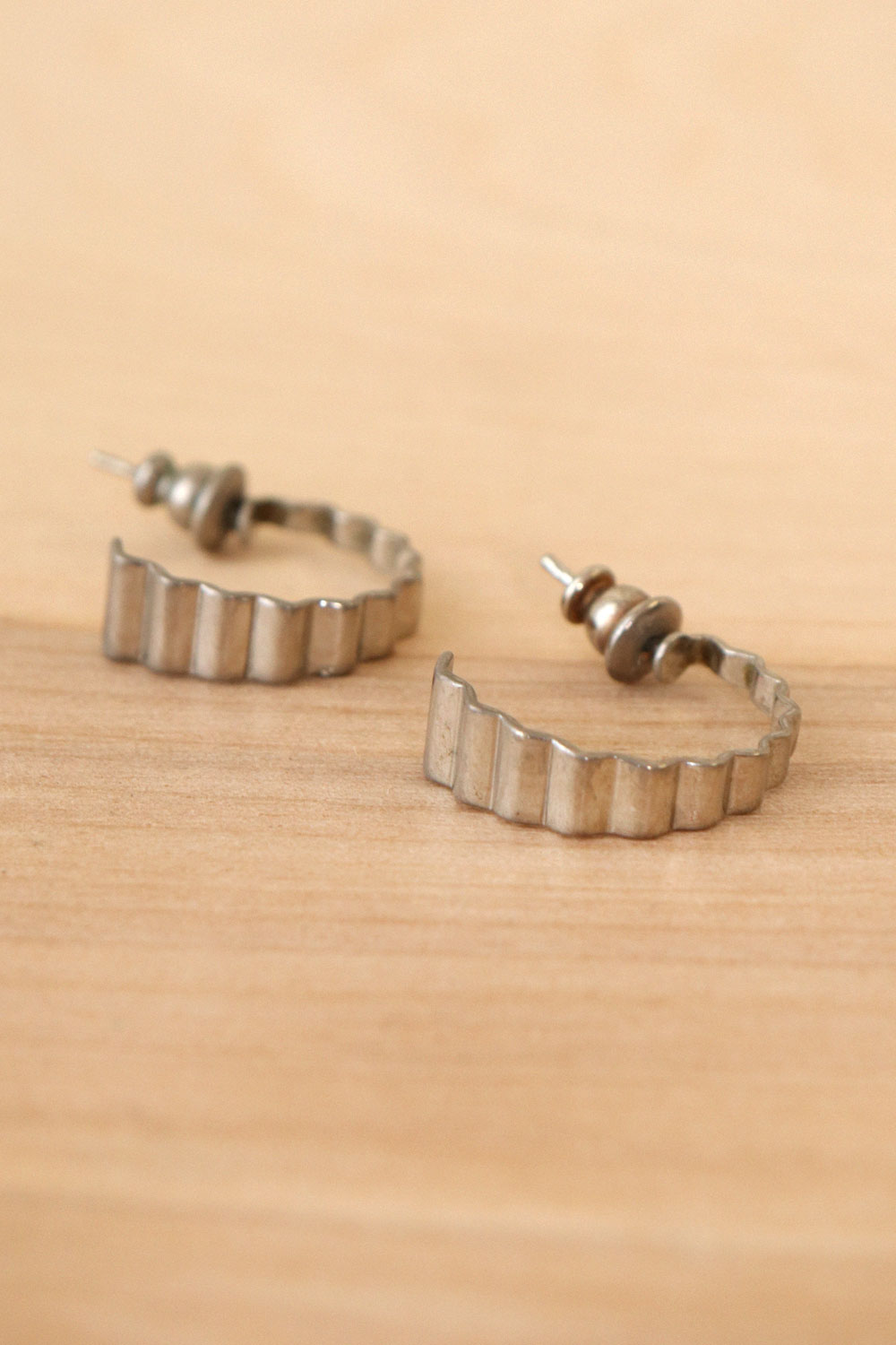 Crinkle Hoops