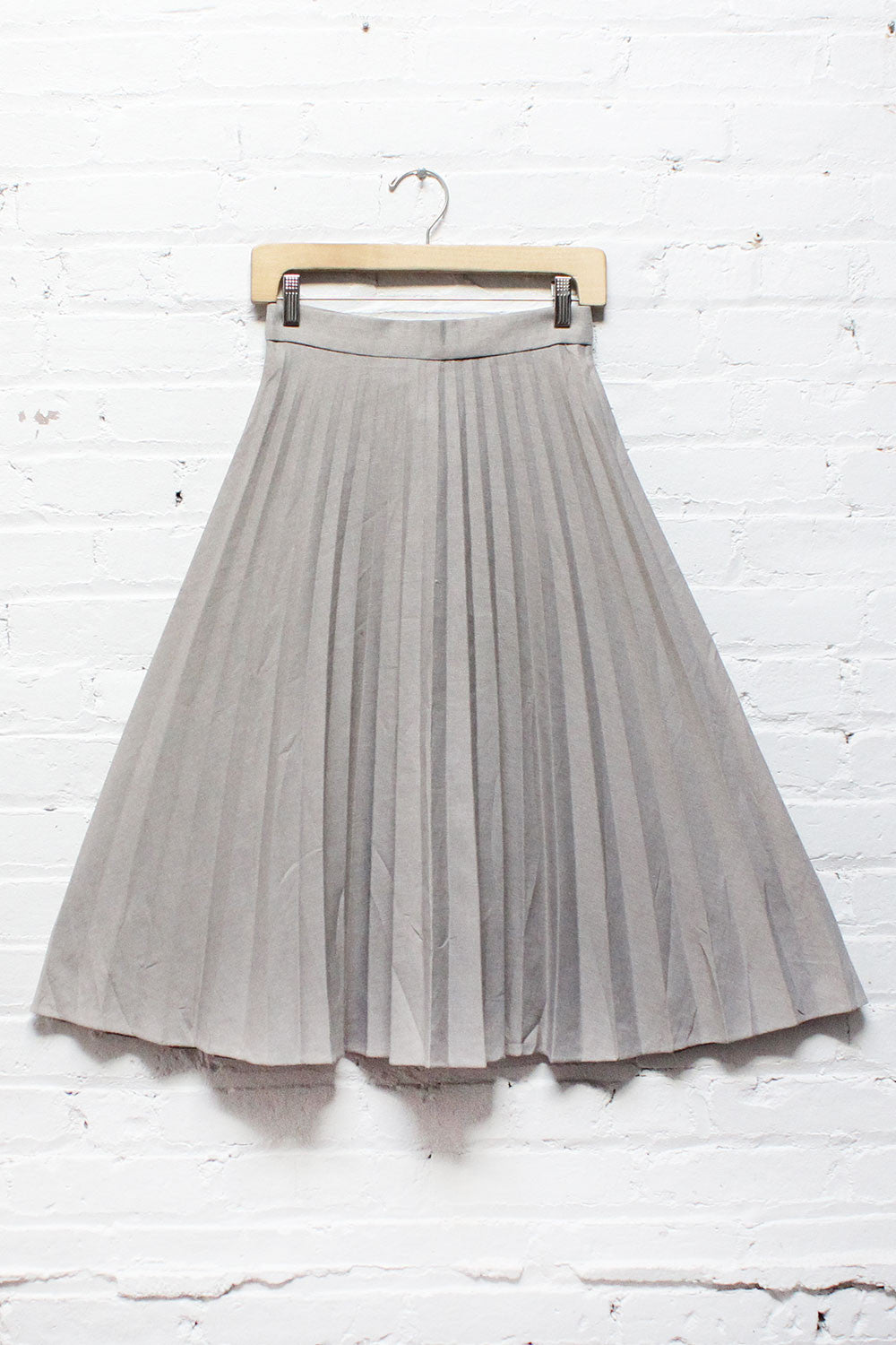 24AW 良品 Ameri UND SWITCH PLEATS SKIRT Ameri（アメリ）の「UND SWITCH PLEATS SKIRT（スカート）」 - WEAR