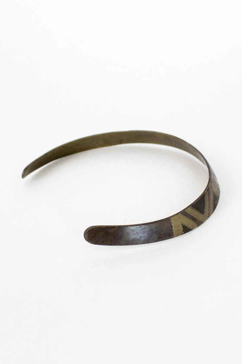 Chevron Thin Brass Choker
