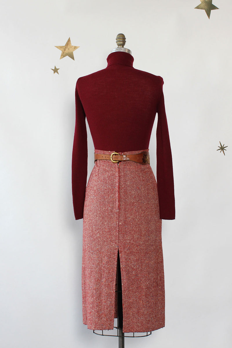 Cranberry Tweed Slit Skirt XS/S