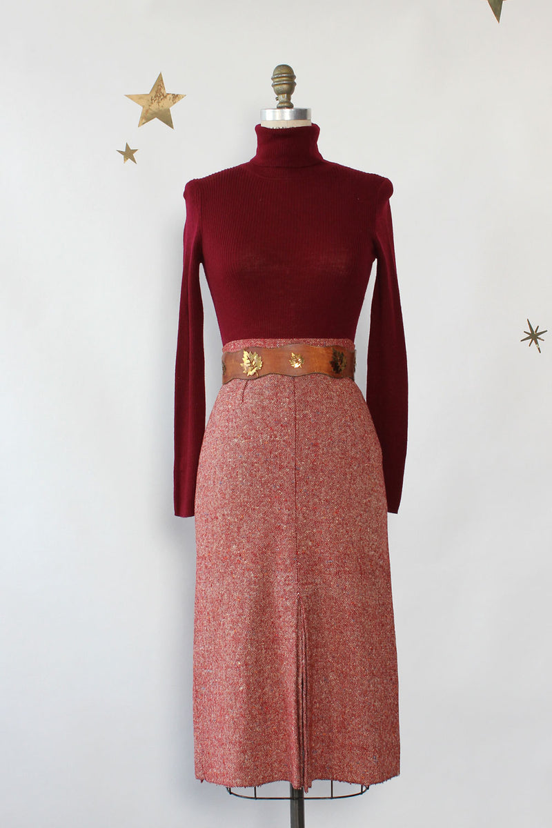 Cranberry Tweed Slit Skirt XS/S