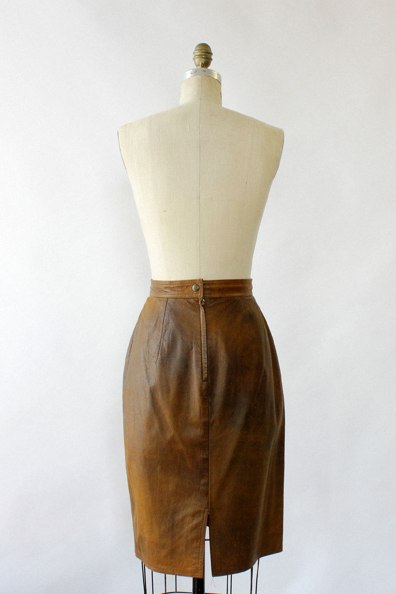 Distressed Brown Leather Skirt M