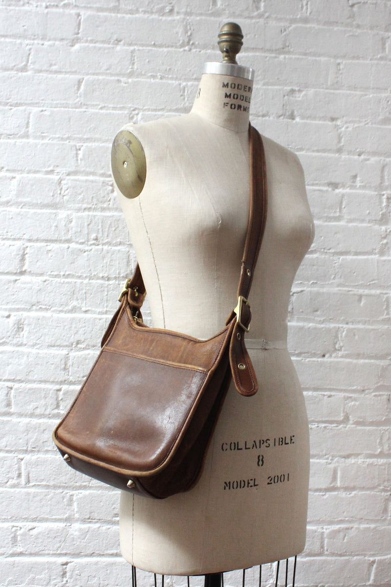 Chocolate Coach Shoulder Bag – OMNIA