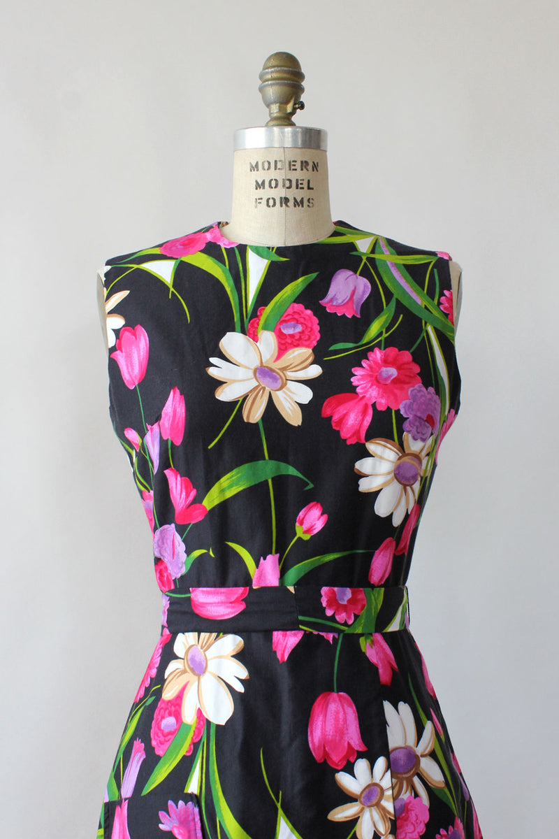 Vibrant Floral Cotton Pocket Dress S/M