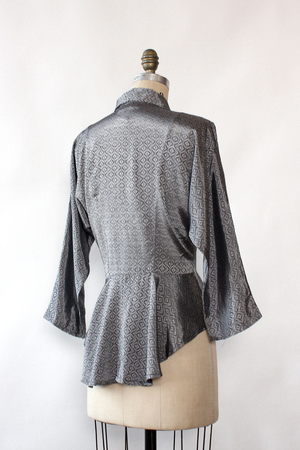 Hot Stuff Pewter Tail Blouse M