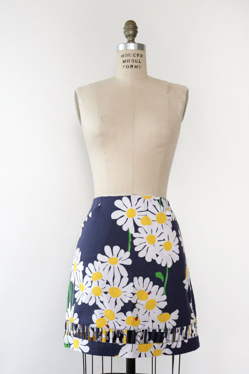 Lilly Pulitzer Cutout Daisy Mini S