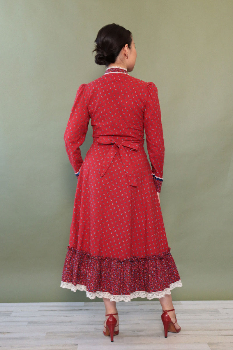 Eber Scarlet Calico Prairie Dress XS/S