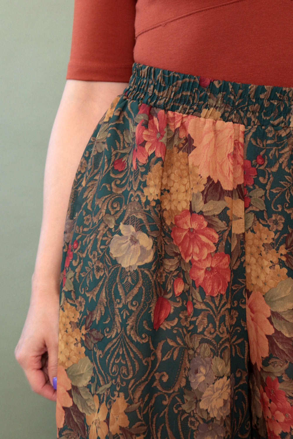 Baroque Floral Drape Gauchos XS-M