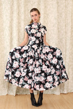 Full Circle Bouquet Open Back Dress M