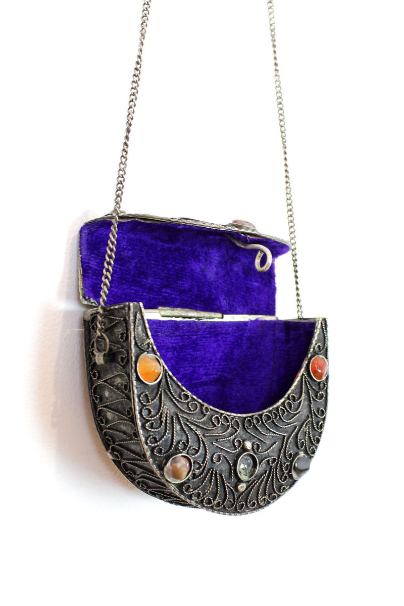 Crescent metal bag