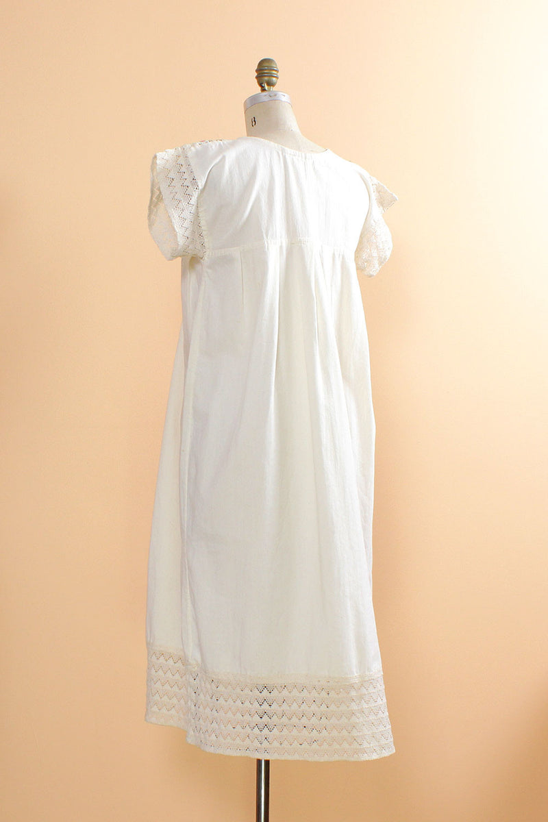 Sofia Embroidered Dress S/M