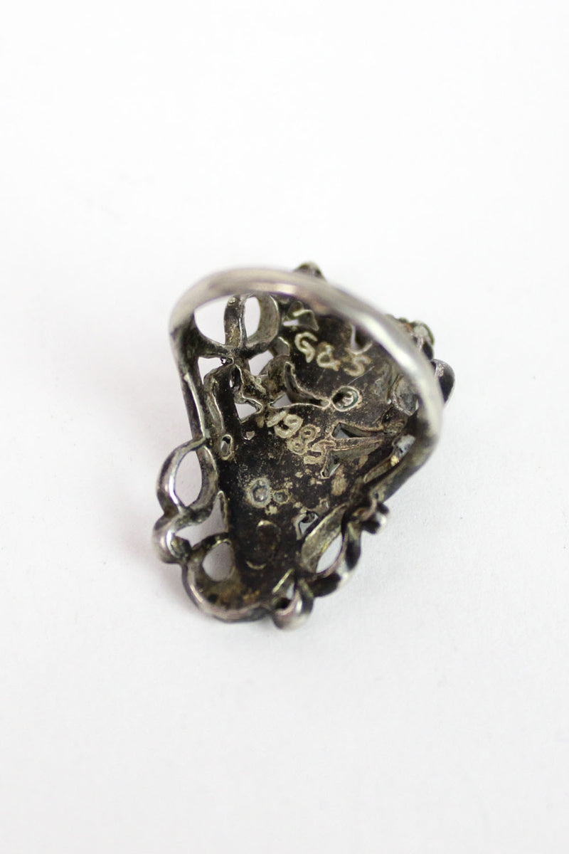 bird in the branches ring