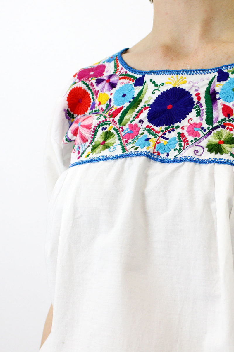 Chiapas embroidered smock blouse M