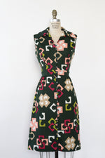 Ivy Geometry Button Dress L