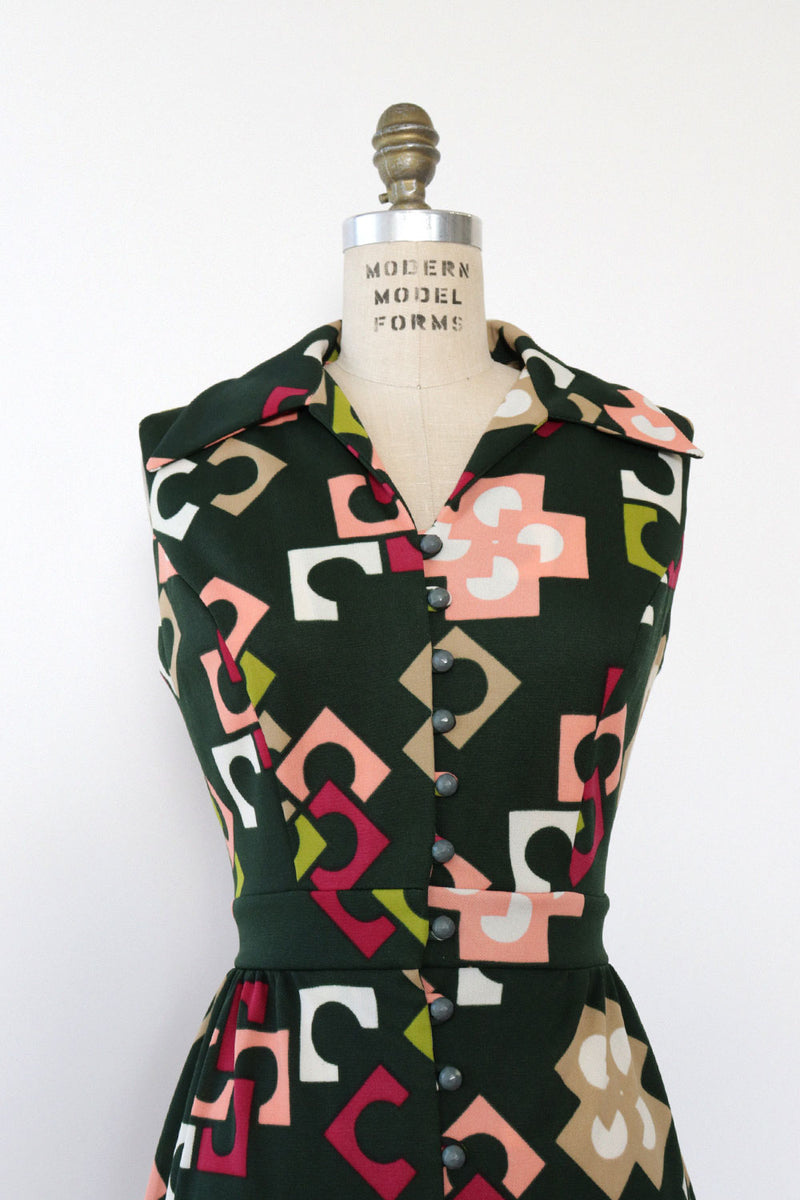 Ivy Geometry Button Dress L