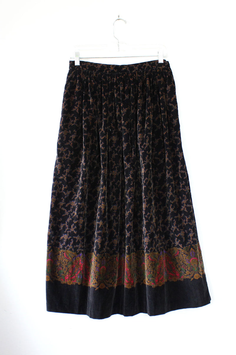 Baroque Velvet Skirt M