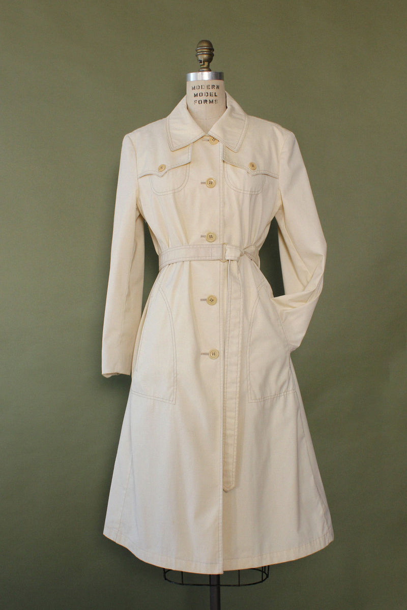 London Fog Ivory Trench M