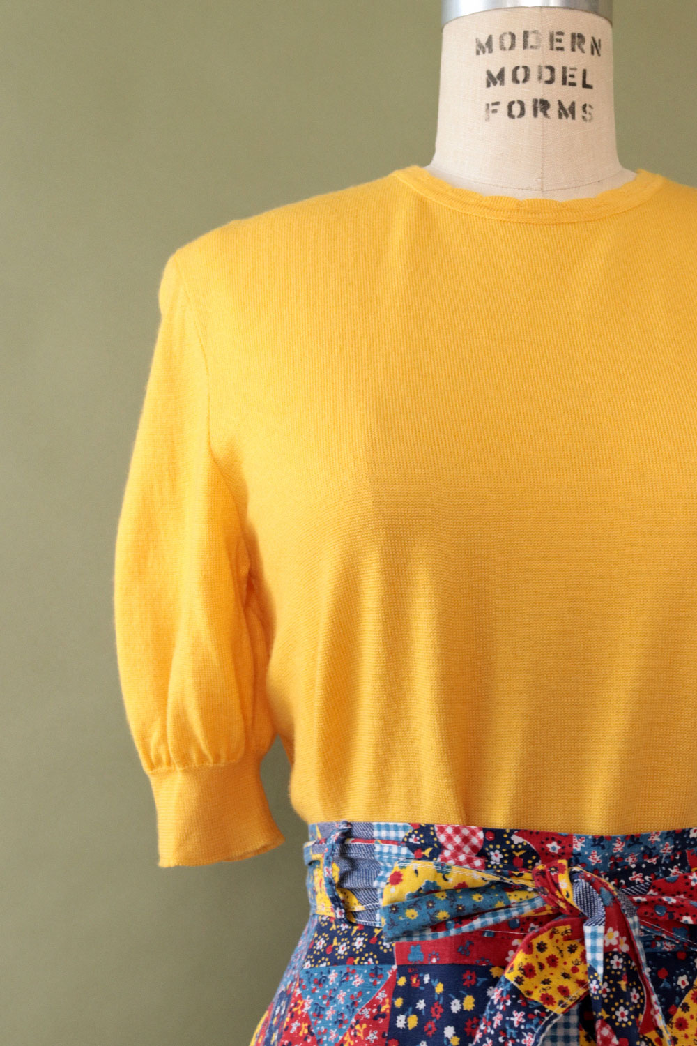 Valentino Goldenrod Sweater Tee L