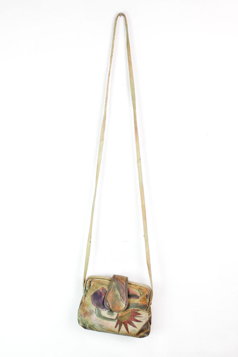 Ansley Clamshell Bag