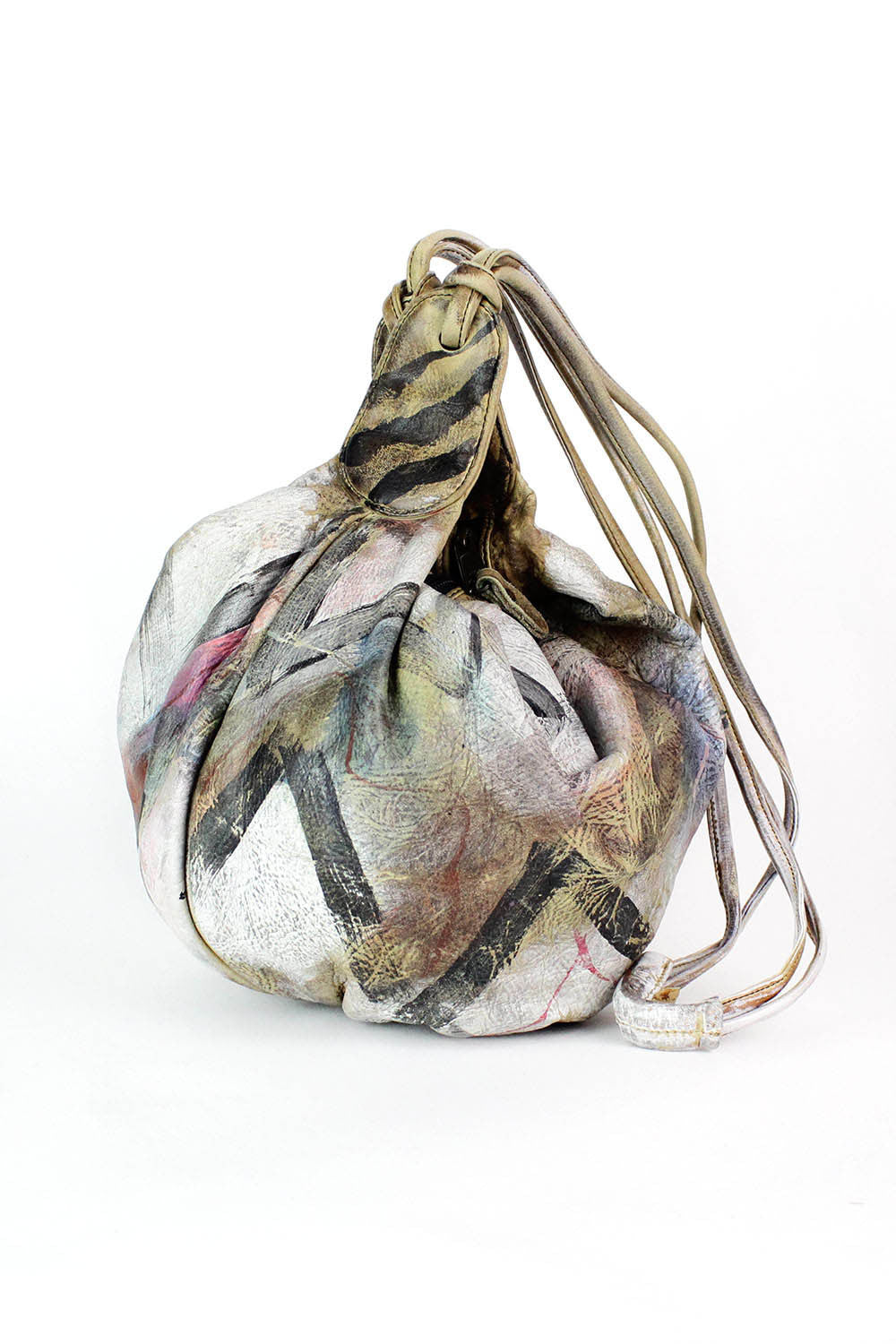 Avenue B Bucket Bag