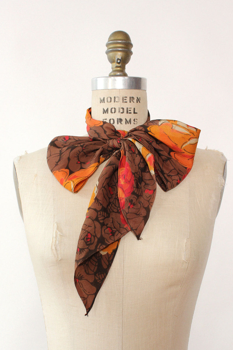 Moody Rose Scarf Tie