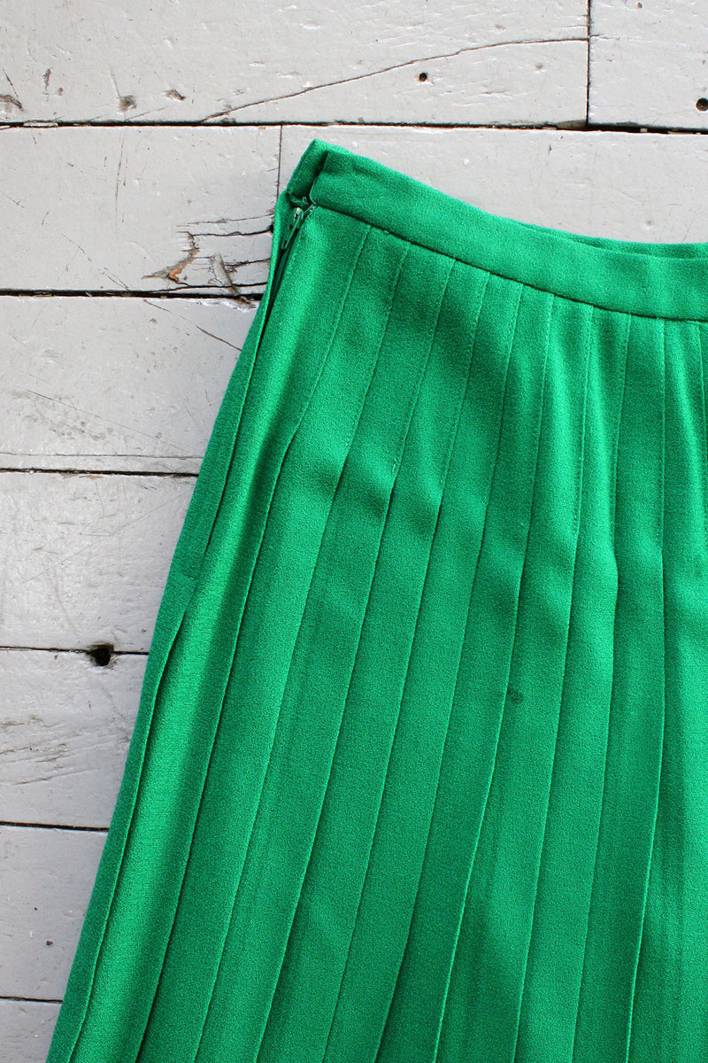 Zara green accordion clearance pleated skirt