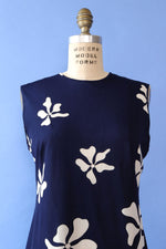 Wavy Flower Knit Shift L