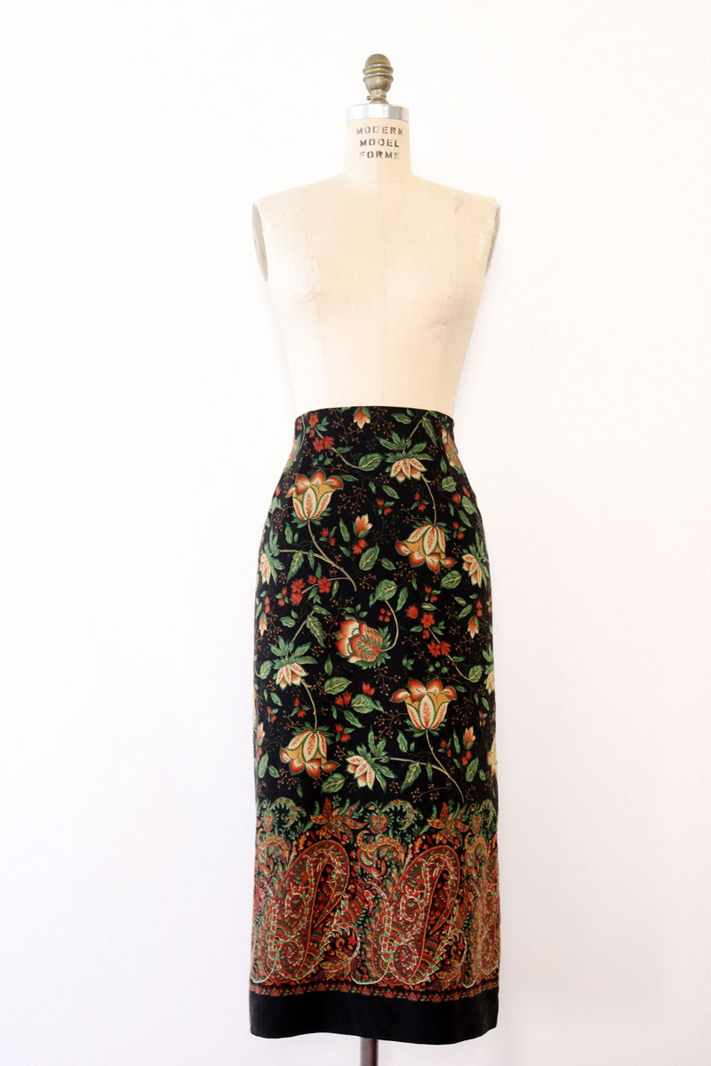 Whimsical Night Floral Skirt L
