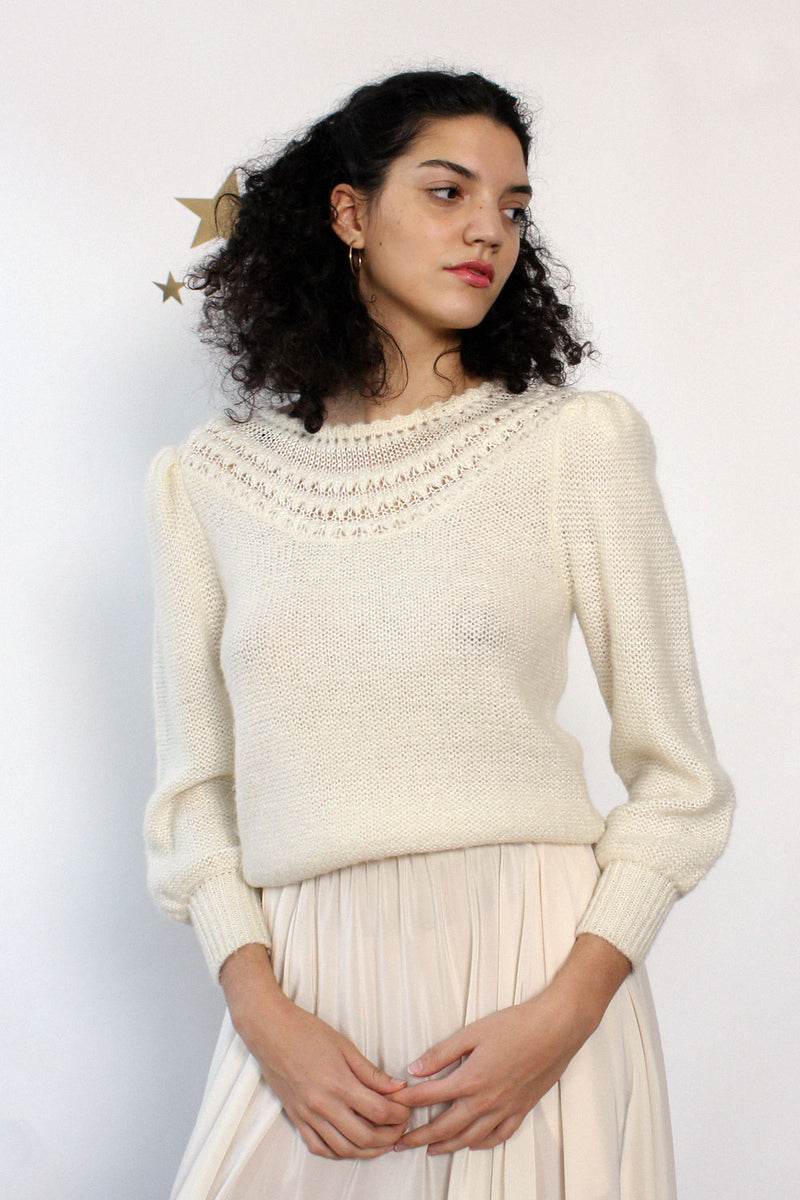 Snow White Puff Sweater M/L