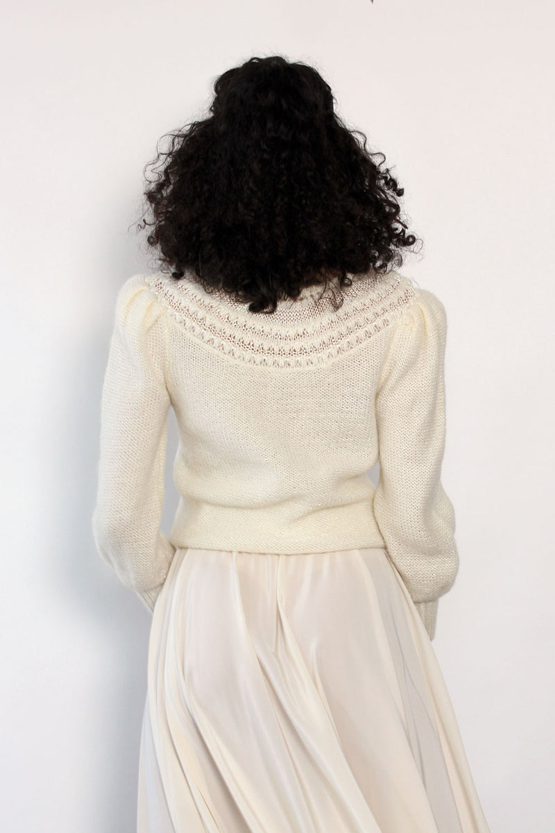Snow White Puff Sweater M/L