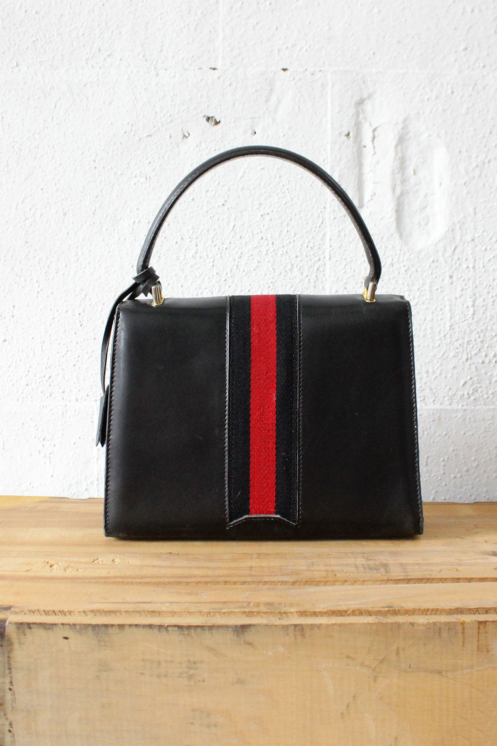 Vintage Gucci Keylock Striped Handbag – OMNIA