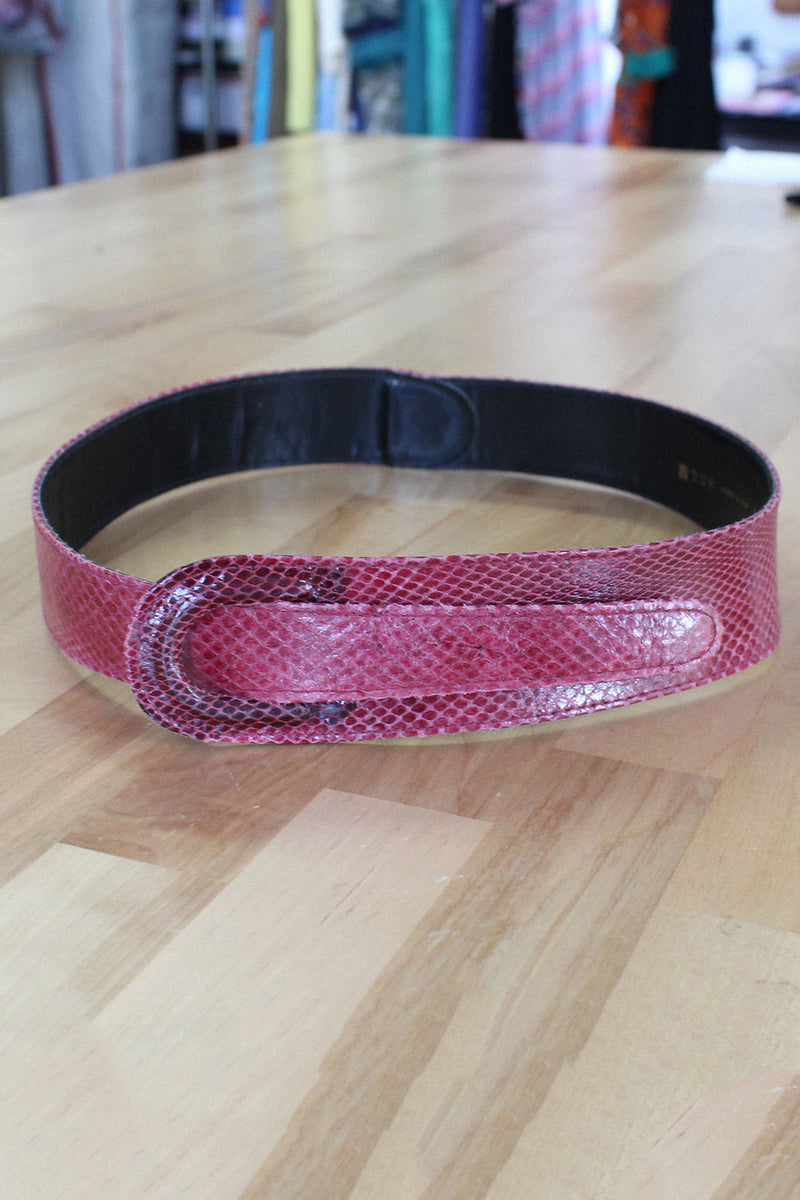 Berry Snakeskin Cinch Belt