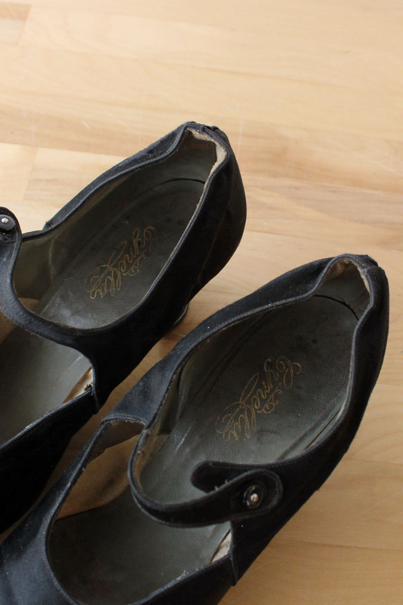 Cynella Louis Heel Mary Janes 8.5