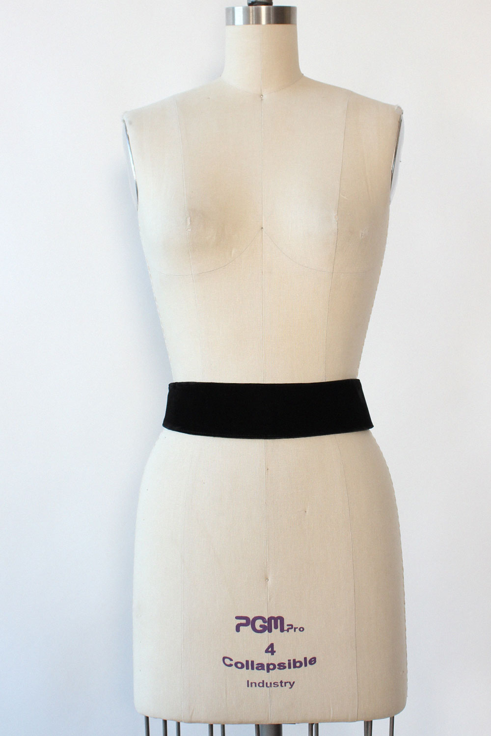 Black Velvet Cinch Belt XS/S