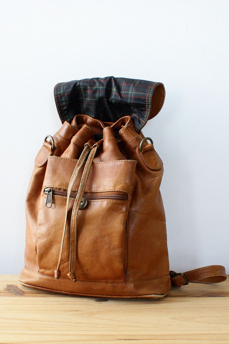 Chestnut Leather Backpack or Crossbody – OMNIA