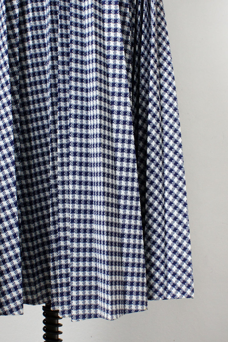 Accordion Sweep Maxi Skirt XS