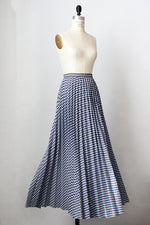 Accordion Sweep Maxi Skirt XS