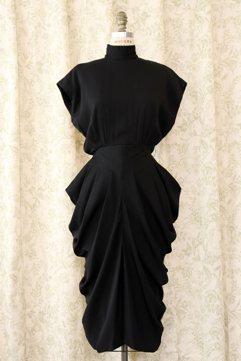 Nicole Miller Studded Belt Pleat Dress XS/S – OMNIA Nicole Miller Studded Belt Pleat Dress XS/S – OMNIA