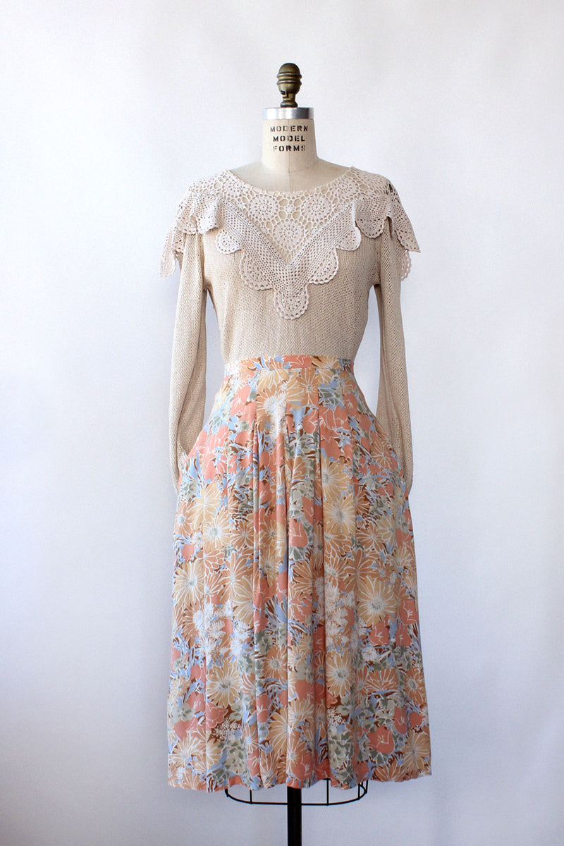 Peachy Pleated Skirt S/M