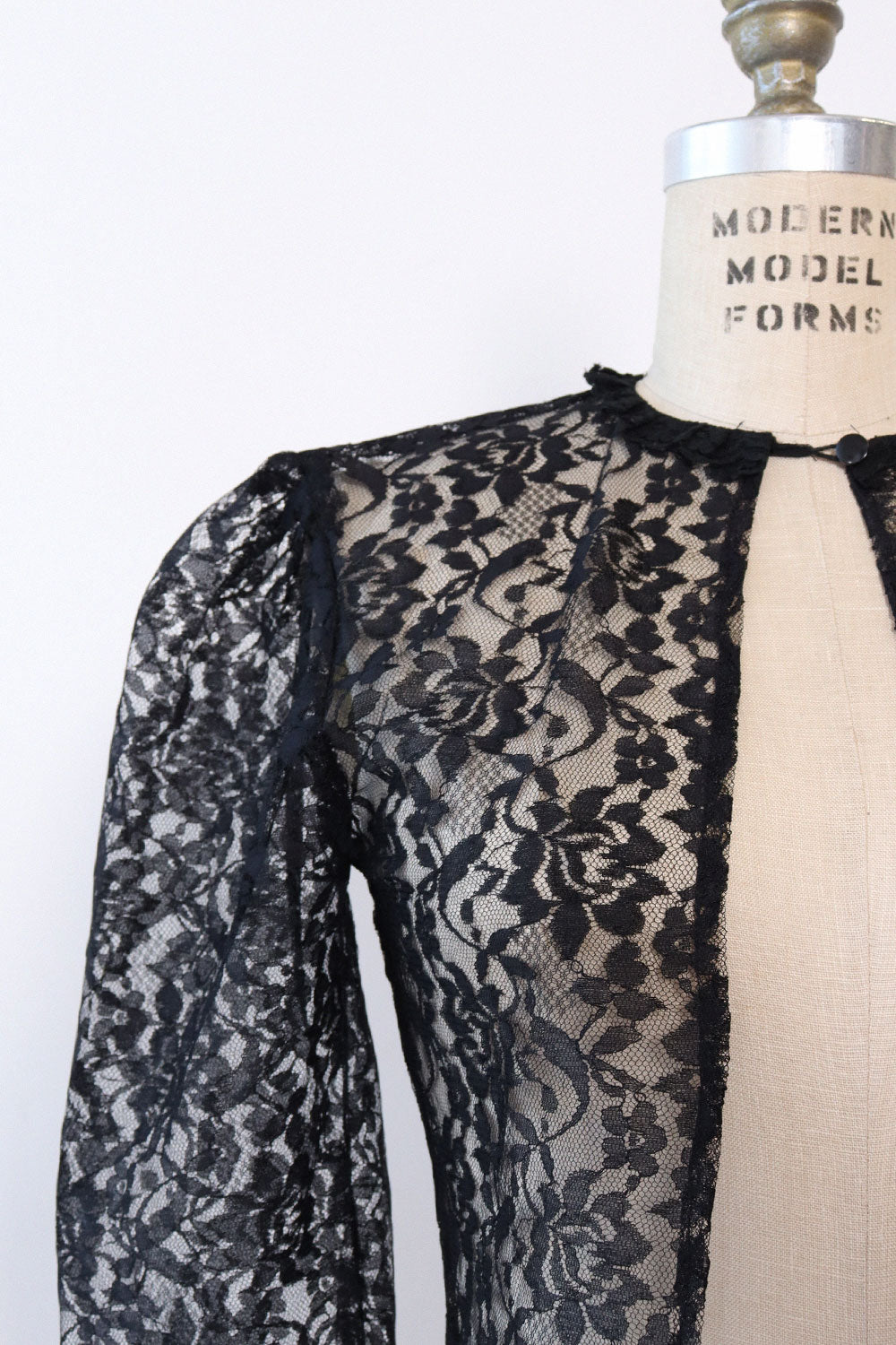 Black Lace Puff Shoulder Topper XS-M
