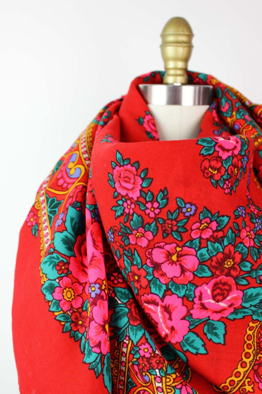 Russian Rose Shawl {XL}