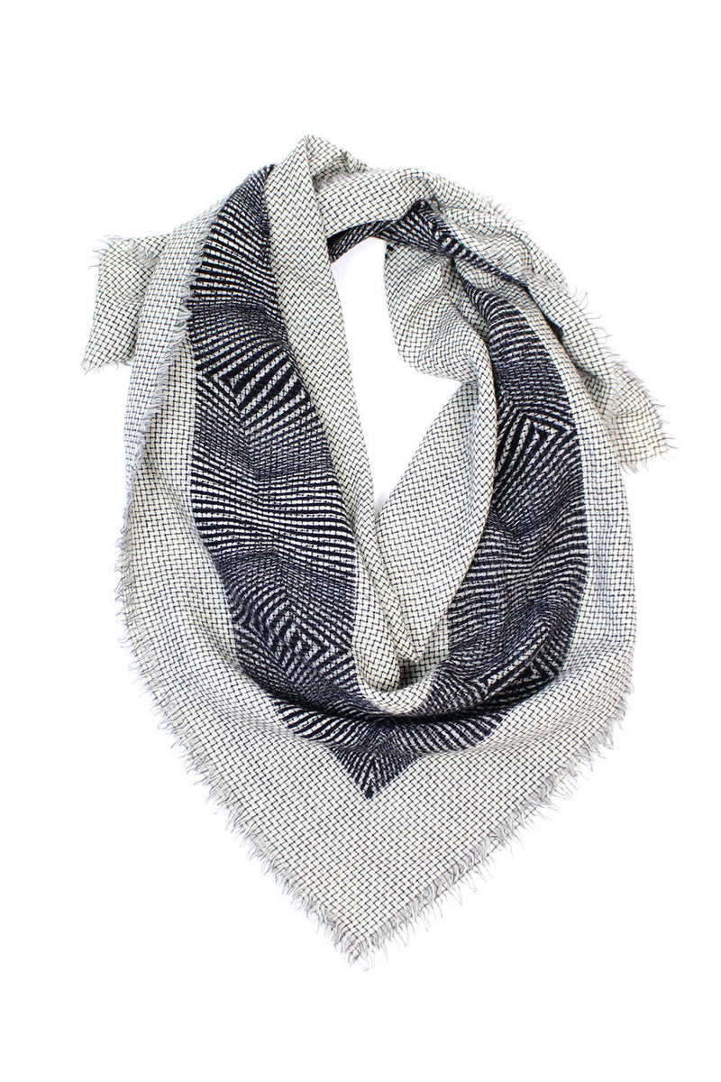 Magic Eye Wool Scarf {XL}