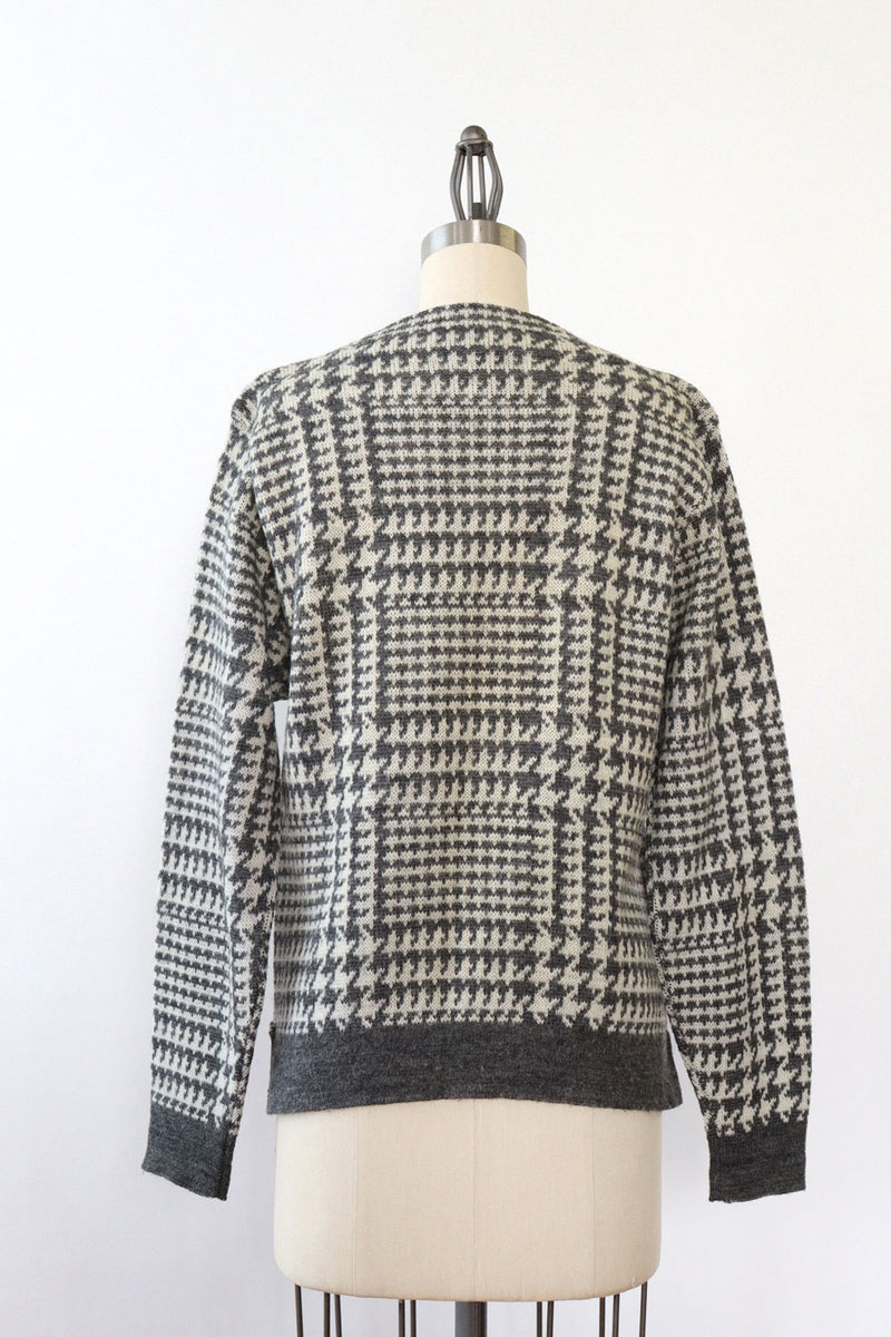 Stone Houndstooth Sweater M