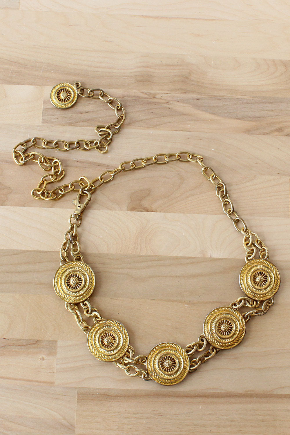 Baroque Medallion Chain Belt
