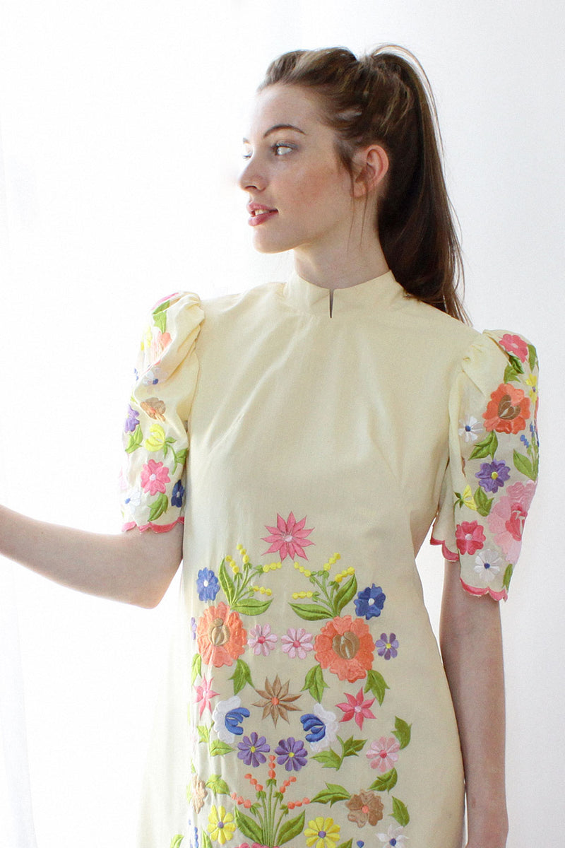 Puff Sleeve Embroidered Maxi S/M