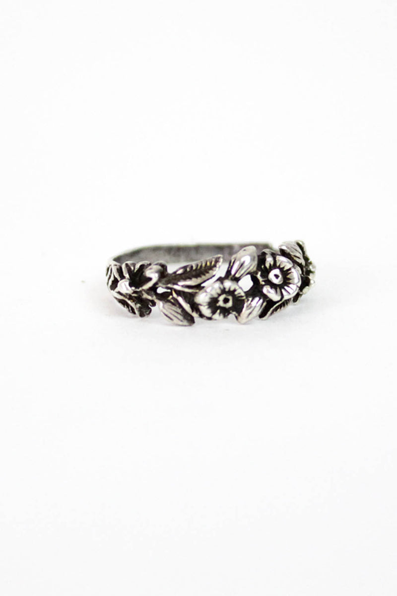 Floral Vine Band Ring