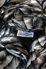 Good Times Cocoon Cape S-L