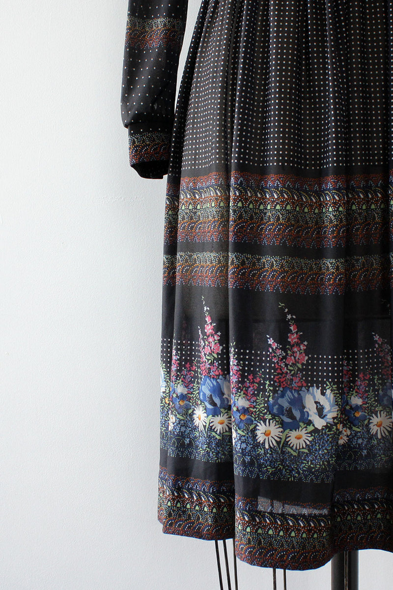 Love In The Garden Dress S
